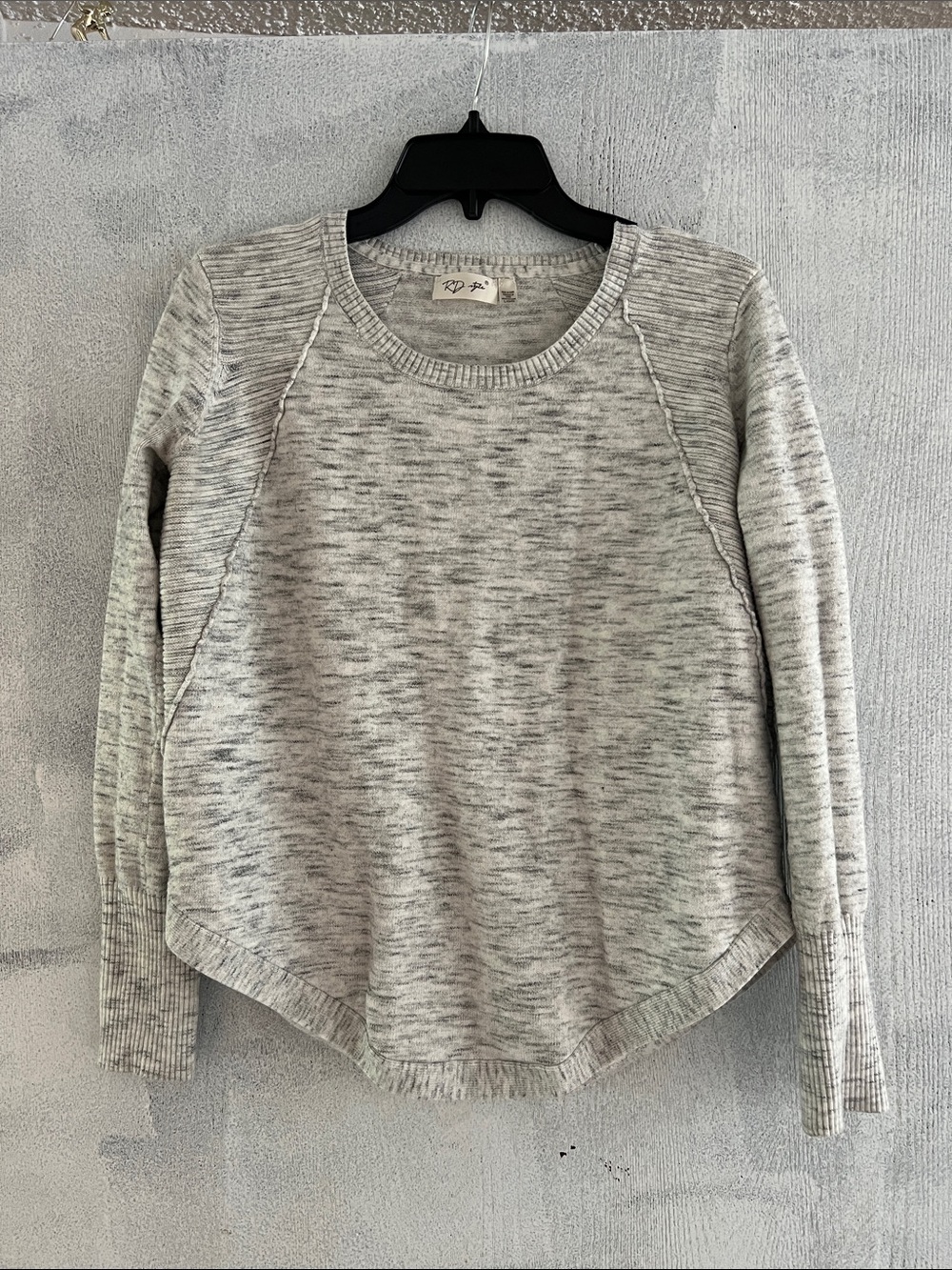 RD Style Heather Grey Scoop Neck Sweater